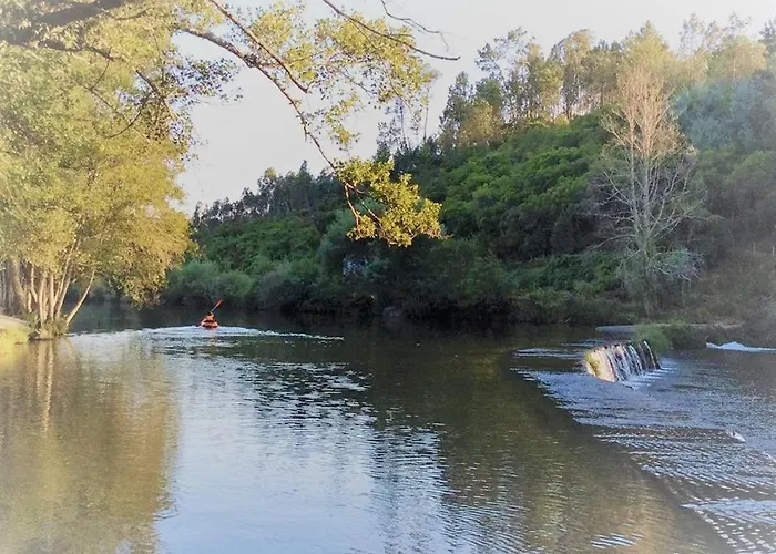Casa Do Rio Alva